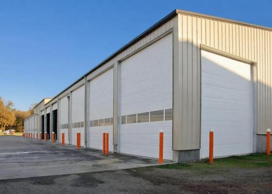 качество Компьютерный дизайн Большой стальной мастерской легко собрать на заказ Фабричная цена Легкая стальная конструкция склад завод